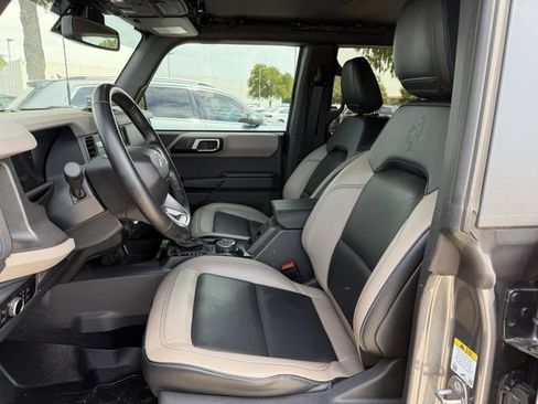 Used 2024 Ford Bronco Wildtrak AWD/4WD image 23