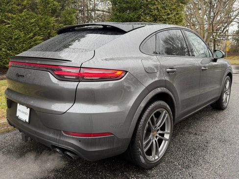 Used 2022 Porsche Cayenne E-Hybrid Coupe image 6