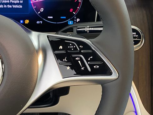 Used 2026 Mercedes-Benz GLC 300 4MATIC image 29