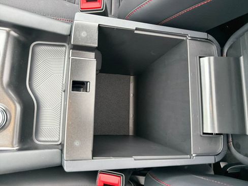 New 2026 Ford Explorer ST-Line image 26