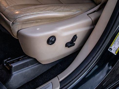 Used 2014 Jeep Grand Cherokee Limited image 19