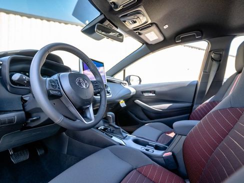 New 2026 Toyota Corolla SE w/ SE Package FWD image 5
