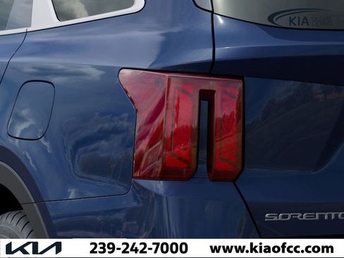 New 2026 Kia Sorento S image 11