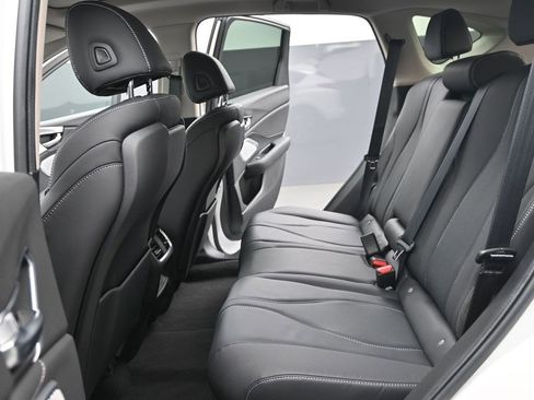 Used 2025 Acura RDX SH-AWD w/ Technology Package image 14