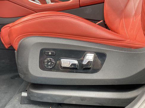 Used 2023 BMW XM AWD/4WD image 27