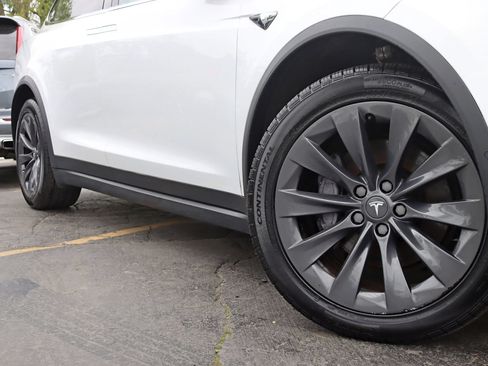Used 2018 Tesla Model X 100D AWD/4WD image 5