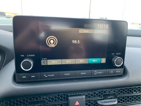 Used 2023 Honda HR-V LX image 14