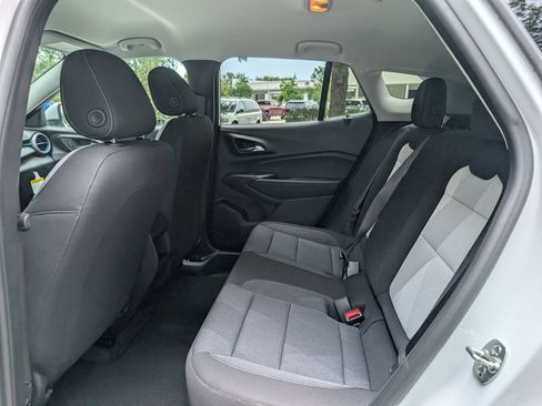 New 2026 Chevrolet Trax LS w/ LS Convenience Package FWD image 15