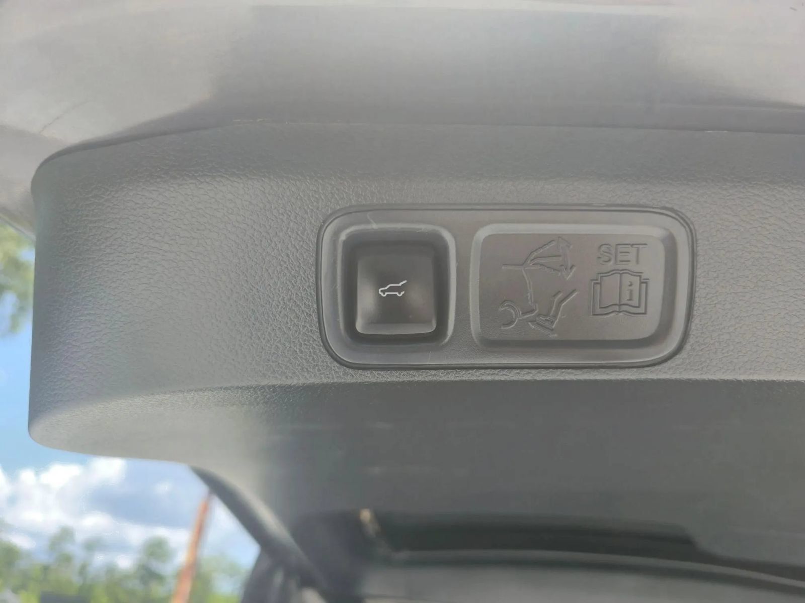 Used 2022 Ford Expedition Max Limited RWD image 34