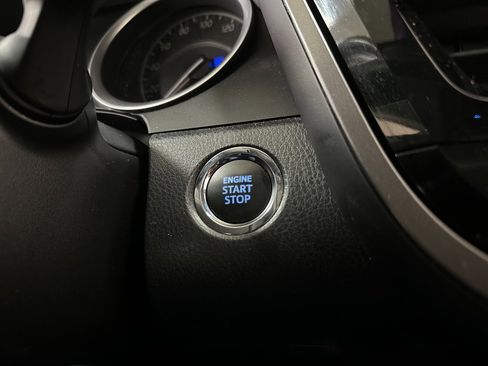 Used 2024 Toyota Camry XLE image 19