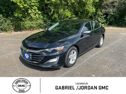Used 2019 Chevrolet Malibu LS FWD image 1