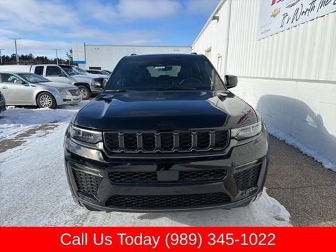 New 2026 Jeep Grand Cherokee Limited w/ Limited Altitude Package image 4