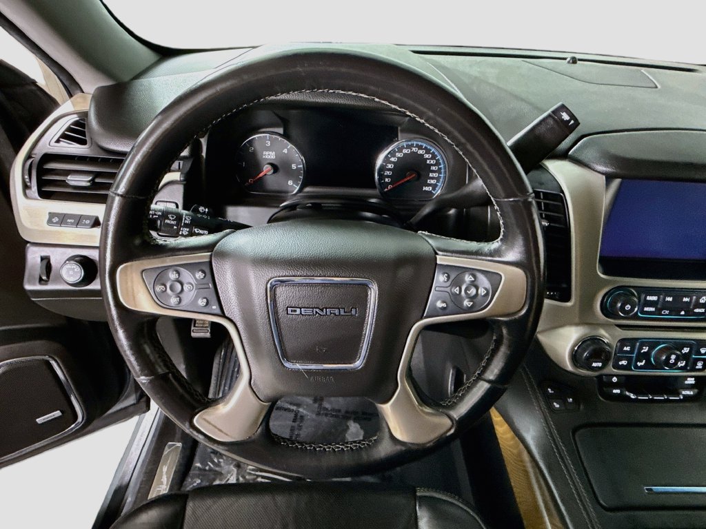 Used 2019 GMC Yukon XL Denali w/ Denali Ultimate Package AWD/4WD image 23