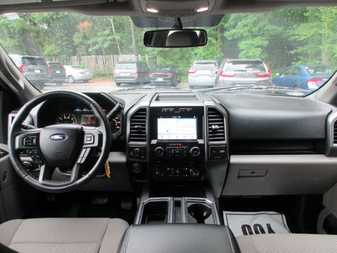 Used 2017 Ford F150 XLT w/ Equipment Group 302A Luxury AWD/4WD image 15