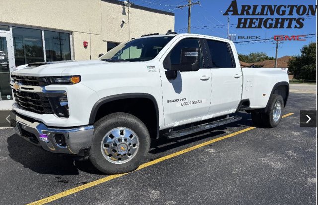Used 2025 Chevrolet Silverado 3500 LT w/ Safety Package AWD/4WD image 1