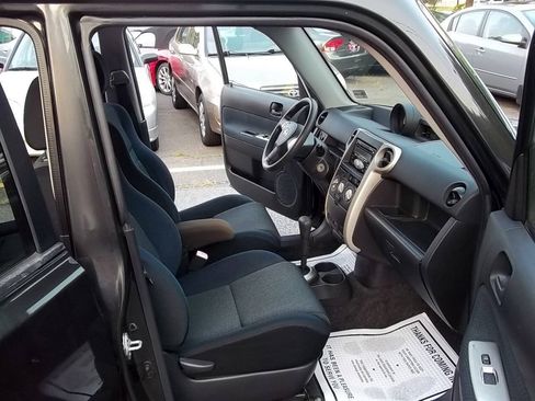 Used 2006 Scion xB FWD image 10