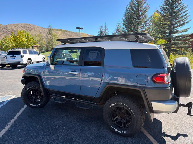 Used 2013 Toyota FJ Cruiser 4WD w/ Convenience Pkg image 7