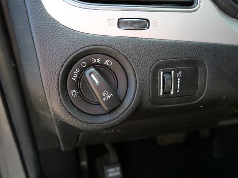 Used 2017 Dodge Journey SXT w/ Comfort/Convenience Group AWD/4WD image 21