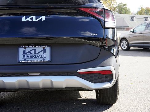 Used 2023 Kia Sportage EX image 17