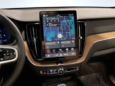 New 2026 Volvo XC60 B5 Core w/ Climate Package image 7