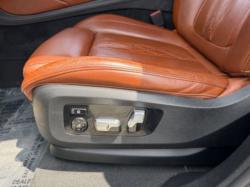 Used 2021 BMW X6 M50i w/ Executive Package AWD/4WD image 40