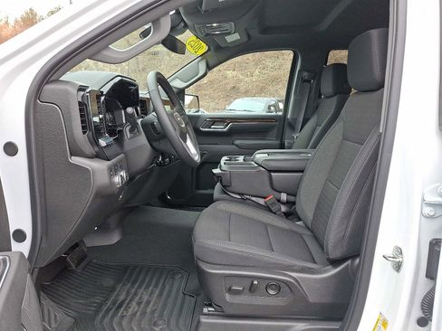 Used 2025 GMC Sierra 1500 Elevation image 13