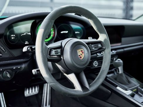 Used 2023 Porsche 911 GT3 image 37