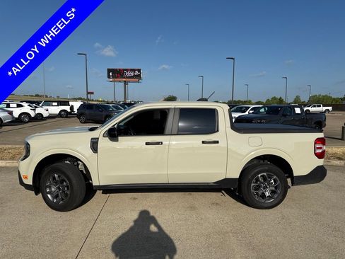 Used 2025 Ford Maverick XLT w/ XLT Luxury Package AWD/4WD image 3