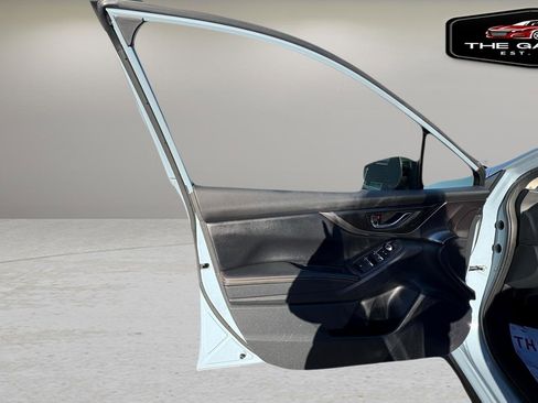 Used 2018 Subaru Crosstrek 2.0i Limited image 29