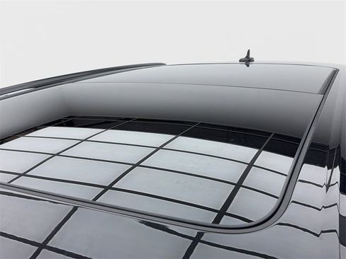 Used 2022 Audi Q7 3.0T Premium image 14