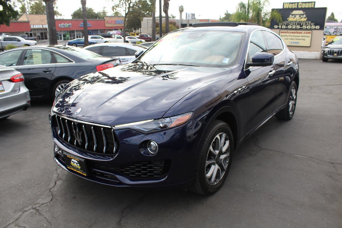 Used 2021 Maserati Levante AWD/4WD image 4