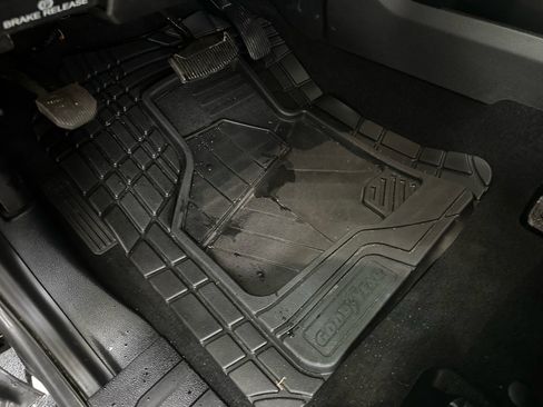 Certified 2021 Ford F250 Lariat w/ Tremor Off-Road Package image 31