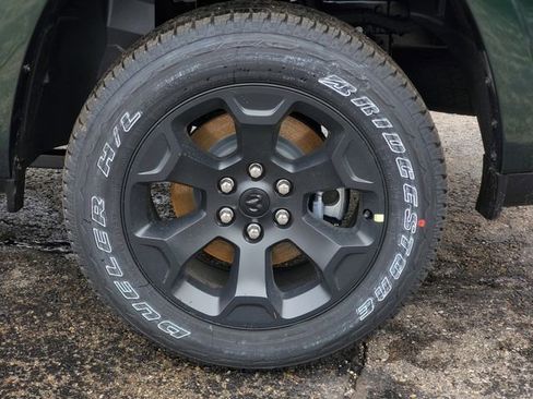 New 2026 RAM 1500 4x4 Crew Cab image 5