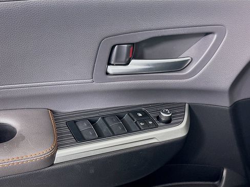 Certified 2023 Toyota Sienna XSE w/ XSE Plus Package AWD/4WD image 17