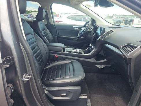 Used 2024 Ford Edge SEL w/ Convenience Package AWD/4WD image 2