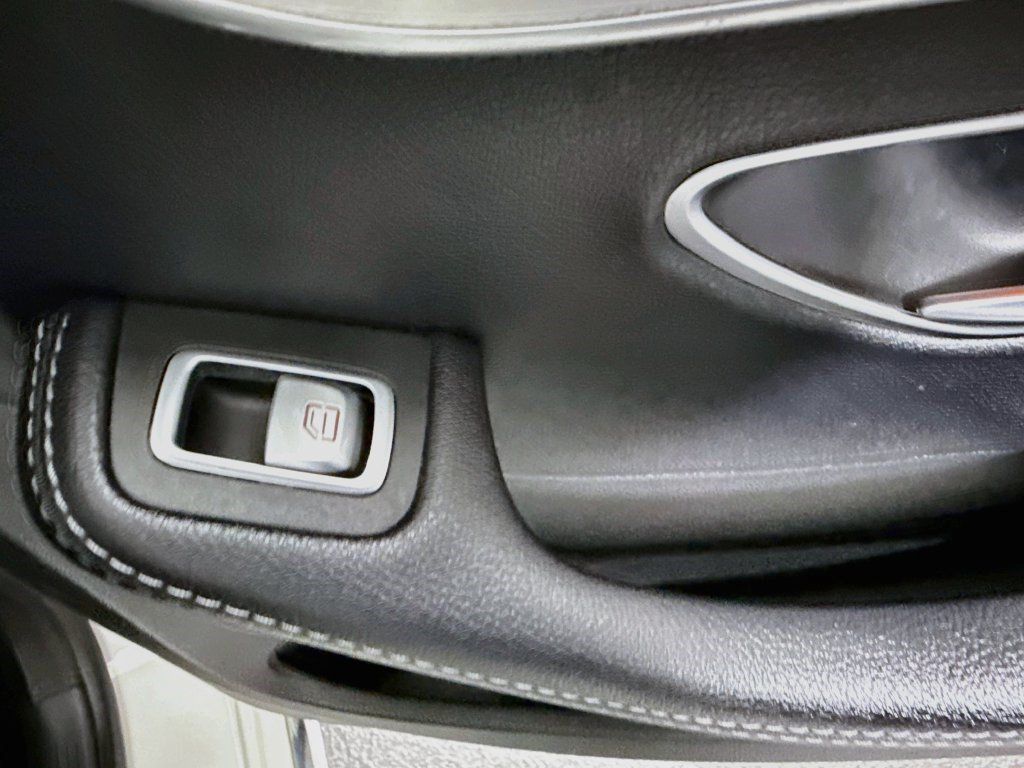 Used 2019 Mercedes-Benz C 300 Sedan w/ Premium Package image 30