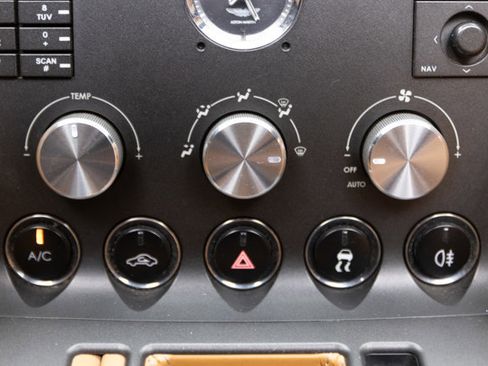 Used 2008 Aston Martin V8 Vantage Roadster image 83