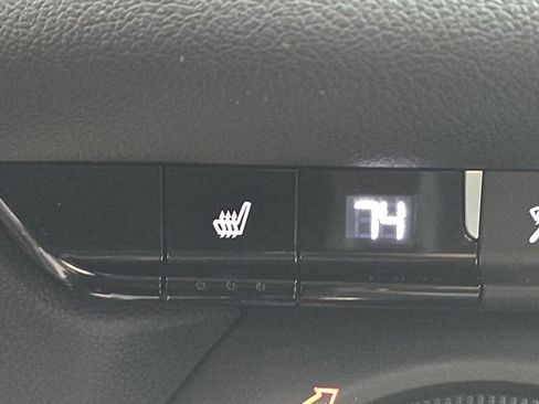 Used 2023 Chevrolet Blazer LT w/ Convenience Package image 37