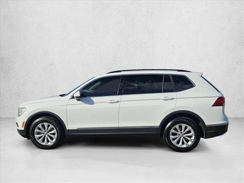 Used 2018 Volkswagen Tiguan SE AWD/4WD image 9