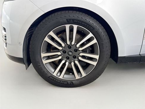 Used 2023 Land Rover Range Rover Long Wheelbase Autobiography AWD/4WD image 31