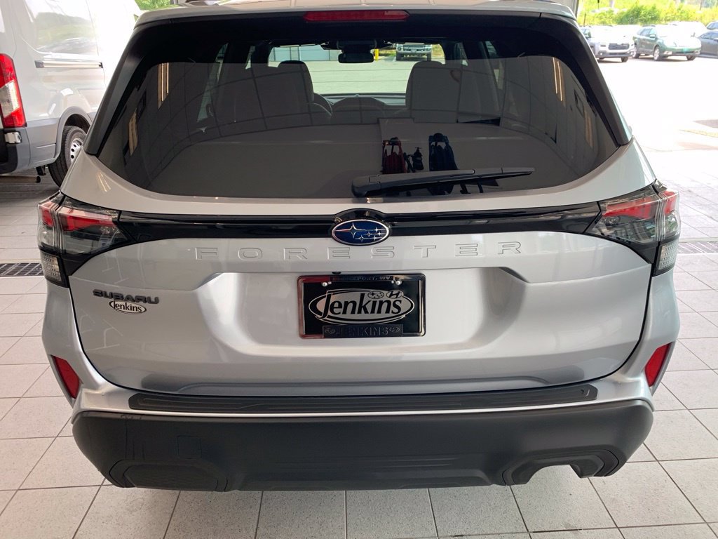 New 2026 Subaru Forester Premium AWD/4WD image 13