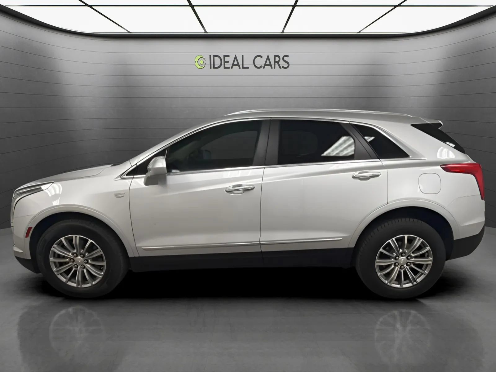 Used 2017 Cadillac XT5 Luxury FWD image 8