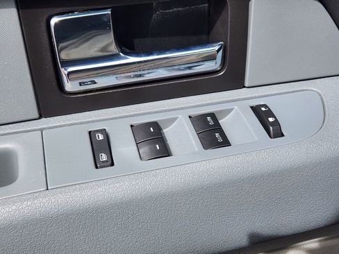 Used 2014 Ford F150 XLT w/ Equipment Group 302A Luxury image 15