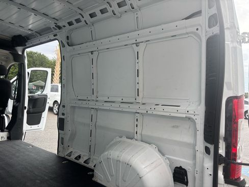 Used 2024 RAM ProMaster 2500 w/ Convenience Group FWD image 39