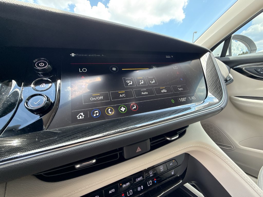 Used 2023 Buick Envision Preferred AWD/4WD image 25