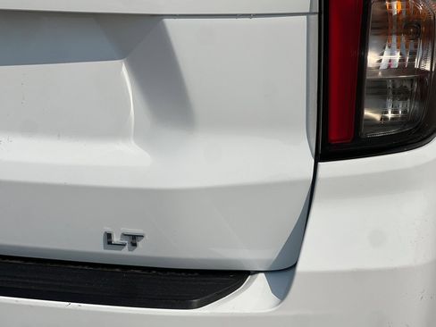 Used 2024 Chevrolet Tahoe LT AWD/4WD image 25