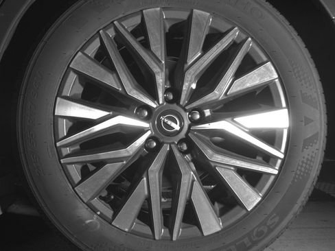 Used 2025 Nissan Altima 2.5 SV image 11