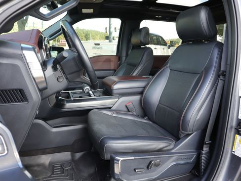 Used 2021 Ford F150 Lariat w/ Equipment Group 502A High image 8