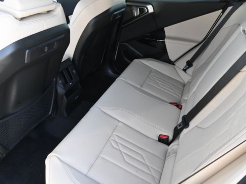 New 2026 BMW X3 xDrive30 w/ Premium Package image 9