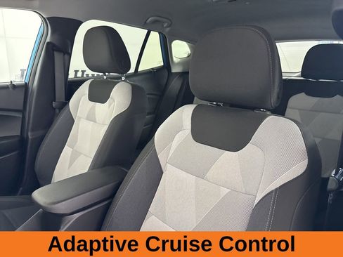 Used 2025 Chevrolet Trax LS image 9